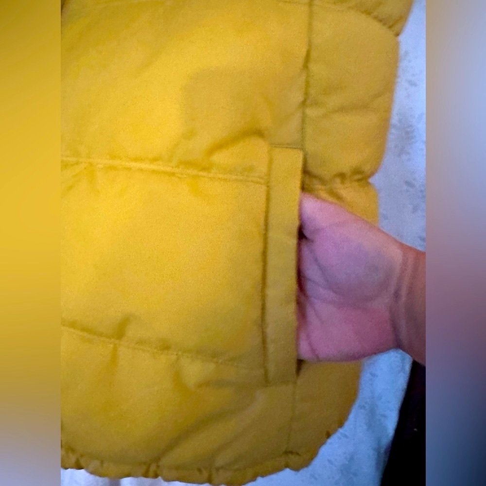 ☃️Old Navy vest - Picture 8 of 8